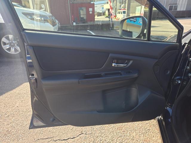 インプレッサスポーツ 　５速ミッション　第３者機関ＡＩＳ鑑定書付き　４ＷＤ　禁煙車　ディスプレイオーディオ（アップルカープレイ・アンドロイドオート可）Ｂカメラ　ＥＴＣ　ＨＩＤ　ヘッドライトコーティング済　スマートキー×２個（44枚目）