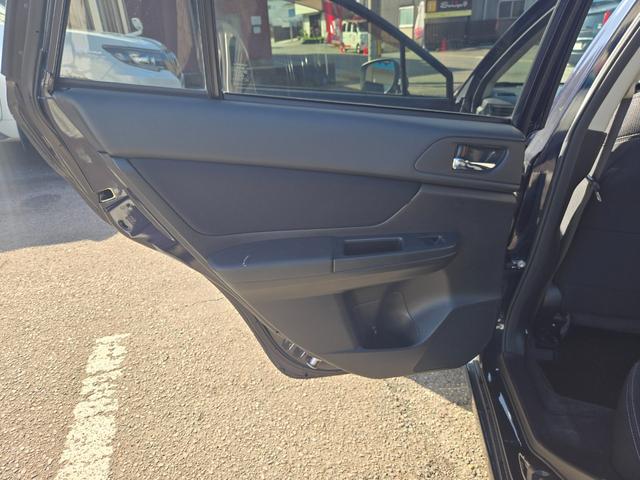 インプレッサスポーツ 　５速ミッション　第３者機関ＡＩＳ鑑定書付き　４ＷＤ　禁煙車　ディスプレイオーディオ（アップルカープレイ・アンドロイドオート可）Ｂカメラ　ＥＴＣ　ＨＩＤ　ヘッドライトコーティング済　スマートキー×２個（45枚目）