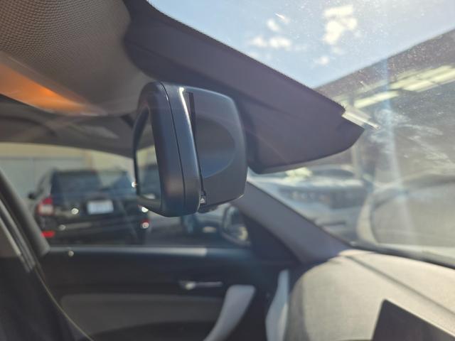 1シリーズ 116i スタイル 第3者機関AIS鑑定書付き 禁煙車 地デジチューナー(インターフェイス) 純正ナビ バックカメラ ドライブレコーダー ミラー一体型ETC ハーフレザーシート 純正アルミ エンジンプッシュスタート(13枚目)