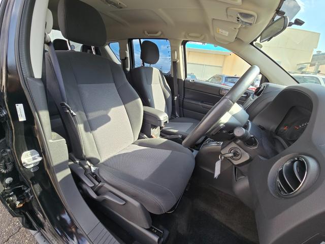 ２０２５年製ブリジストンタイヤ　禁煙車　カロッツェリアＳＤナビＴＶ　バックカメラ　ＥＴＣ　ＸＴＲＥＭＥ−Ｊ・１６ｉｎブラックアルミ　ヘッドライトコーティング済み　クルーズコントロール　キーレス