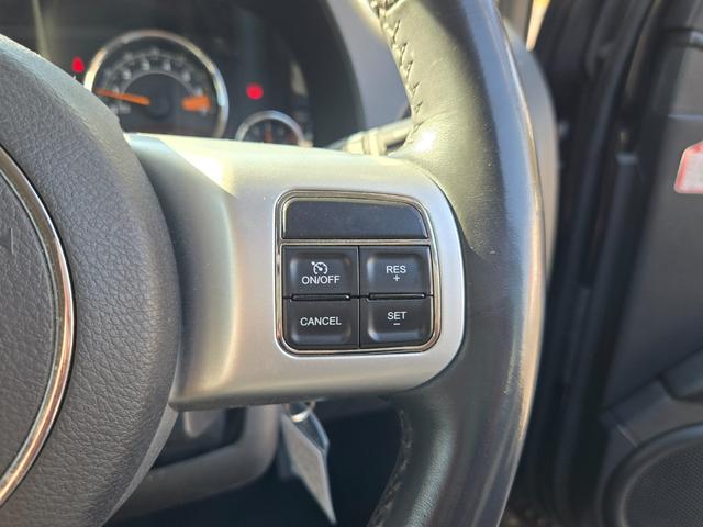 ジープ・コンパス リミテッド 4WD 第3者機関AIS鑑定書付き 禁煙車 黒革シート シートヒーター BOSTONサウンド カロッツェリアSDナビTV カロッツェリア後席モニター Bカメラ ETC ドライブレコーダ クルコン(34枚目)