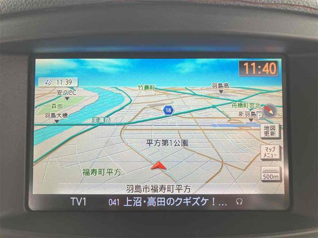 エルグランド ２５０ハイウェイスター　全周囲カメラ　バックカメラ　後席モニター　ナビ　ＴＶ　ＡＵＸ　ＣＤ　ＤＶＤ　両側スライド・片側電動ドア　ＥＴＣ　ＨＩＤオートライト　スマートキー　３列シート　オットマン　ＣＶＴ　アルミホイール（25枚目）