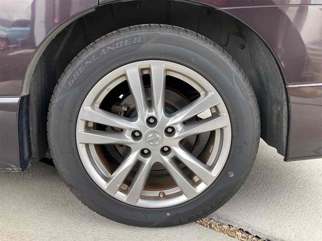 エルグランド ２５０ハイウェイスター　全周囲カメラ　バックカメラ　後席モニター　ナビ　ＴＶ　ＡＵＸ　ＣＤ　ＤＶＤ　両側スライド・片側電動ドア　ＥＴＣ　ＨＩＤオートライト　スマートキー　３列シート　オットマン　ＣＶＴ　アルミホイール（63枚目）