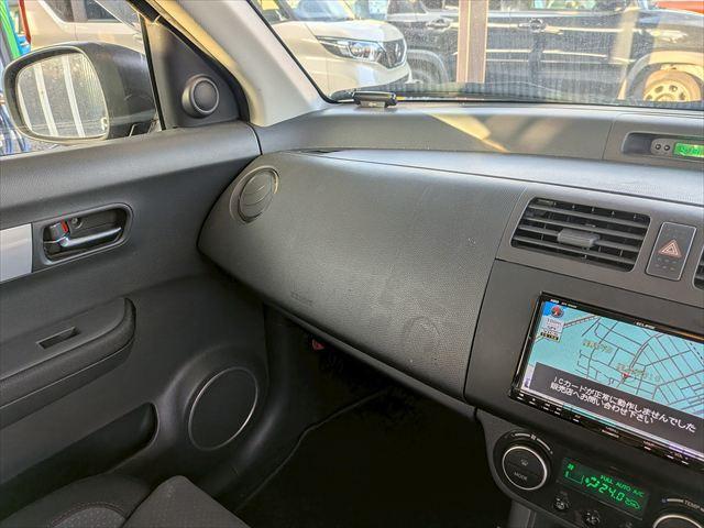 スイフト スポーツ 5MT レカロシート ETC ドラレコ LEDライト フォグ アルミホイール スマートキー 盗難防止システム 衝突安全ボディ ABS ESC エアコン(28枚目)