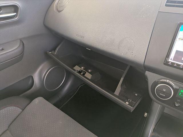 スイフト スポーツ 5MT レカロシート ETC ドラレコ LEDライト フォグ アルミホイール スマートキー 盗難防止システム 衝突安全ボディ ABS ESC エアコン(29枚目)