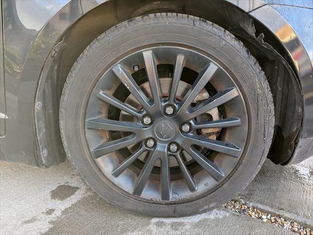 スイフト スポーツ 5MT レカロシート ETC ドラレコ LEDライト フォグ アルミホイール スマートキー 盗難防止システム 衝突安全ボディ ABS ESC エアコン(55枚目)