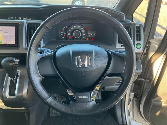 ステップワゴンスパーダ Ｚ　両側電動スライドドア　Ｂｌｕｅｔｏｏｔｈ　ドライブレコーダー　ＥＴＣ　ＨＩＤオートライト　フォグ　スマートキー　電動格納ミラー　３列シート　ＣＶＴ　社外アルミホイール　社外マフラー　ローダウン（16枚目）