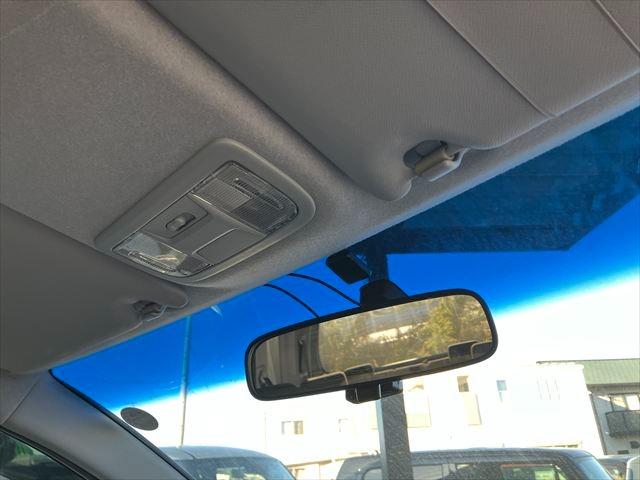 ステップワゴンスパーダ Ｚ　両側電動スライドドア　Ｂｌｕｅｔｏｏｔｈ　ドライブレコーダー　ＥＴＣ　ＨＩＤオートライト　フォグ　スマートキー　電動格納ミラー　３列シート　ＣＶＴ　社外アルミホイール　社外マフラー　ローダウン（26枚目）