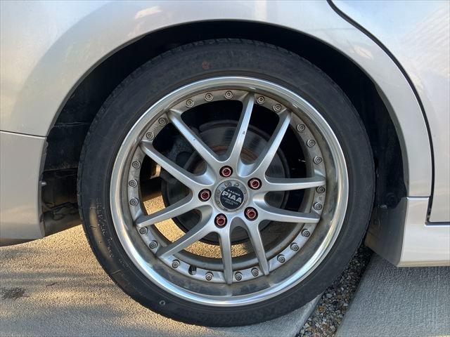 ステップワゴンスパーダ Ｚ　両側電動スライドドア　Ｂｌｕｅｔｏｏｔｈ　ドライブレコーダー　ＥＴＣ　ＨＩＤオートライト　フォグ　スマートキー　電動格納ミラー　３列シート　ＣＶＴ　社外アルミホイール　社外マフラー　ローダウン（51枚目）