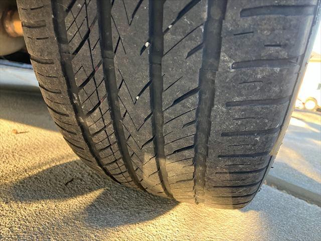 ステップワゴンスパーダ Ｚ　両側電動スライドドア　Ｂｌｕｅｔｏｏｔｈ　ドライブレコーダー　ＥＴＣ　ＨＩＤオートライト　フォグ　スマートキー　電動格納ミラー　３列シート　ＣＶＴ　社外アルミホイール　社外マフラー　ローダウン（52枚目）