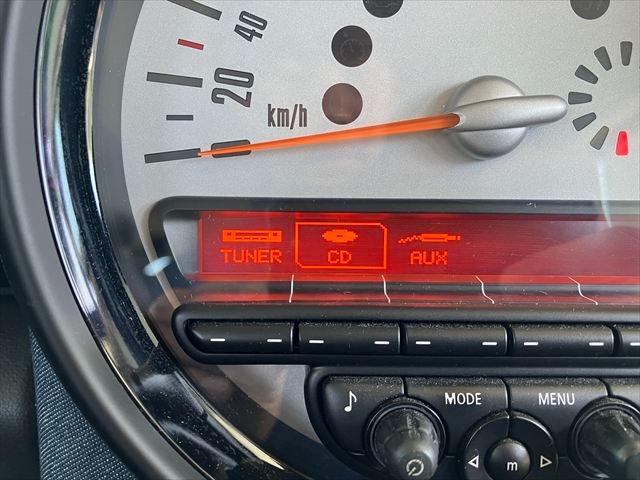 ＡＵＸがございますので、Ｂｌｕｅｔｏｏｔｈ同様にスマホの音楽をお楽しみいただけます♪