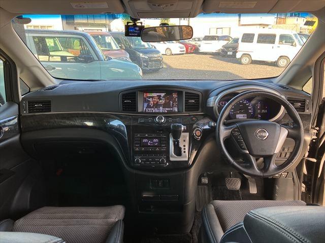 エルグランド ライダー　黒クロスシート　マニュアルシート　全周囲カメラ　ドライブレコーダー　ナビ　ＴＶ　後席モニター　ＥＴＣ　クリアランスソナー　両側スライド・片側電動　ＨＩＤオートライト　スマートキー　ミュージックプレイヤー接続可　アルミホイール（16枚目）