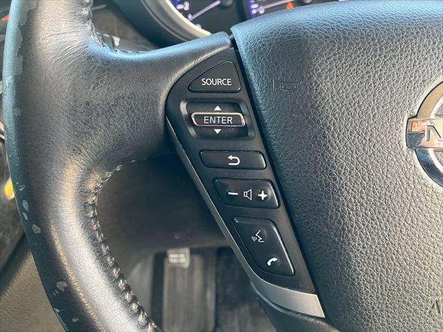 エルグランド ライダー　黒クロスシート　マニュアルシート　全周囲カメラ　ドライブレコーダー　ナビ　ＴＶ　後席モニター　ＥＴＣ　クリアランスソナー　両側スライド・片側電動　ＨＩＤオートライト　スマートキー　ミュージックプレイヤー接続可　アルミホイール（18枚目）