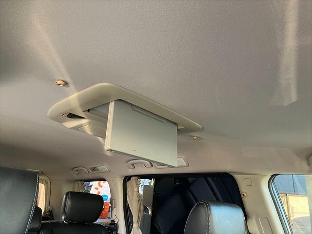 エルグランド ライダー　黒クロスシート　マニュアルシート　全周囲カメラ　ドライブレコーダー　ナビ　ＴＶ　後席モニター　ＥＴＣ　クリアランスソナー　両側スライド・片側電動　ＨＩＤオートライト　スマートキー　ミュージックプレイヤー接続可　アルミホイール（40枚目）