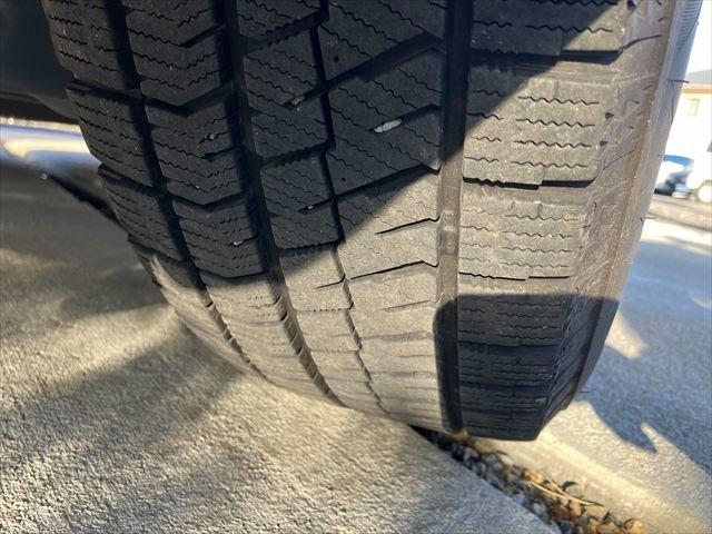 エルグランド ライダー　黒クロスシート　マニュアルシート　全周囲カメラ　ドライブレコーダー　ナビ　ＴＶ　後席モニター　ＥＴＣ　クリアランスソナー　両側スライド・片側電動　ＨＩＤオートライト　スマートキー　ミュージックプレイヤー接続可　アルミホイール（64枚目）