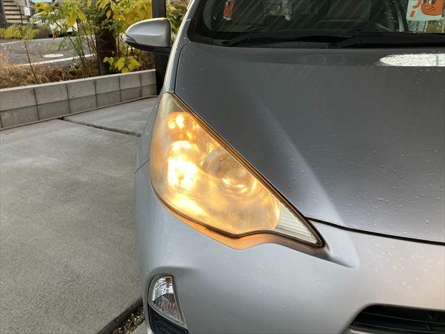 アクア Ｓ　ハイブリッド　ＡＵＸ　スマートキー　プッシュスタート　オートエアコン　レザーステアリング　ステアリングスイッチ　電格ミラー　横滑り防止装置　取扱説明書（38枚目）