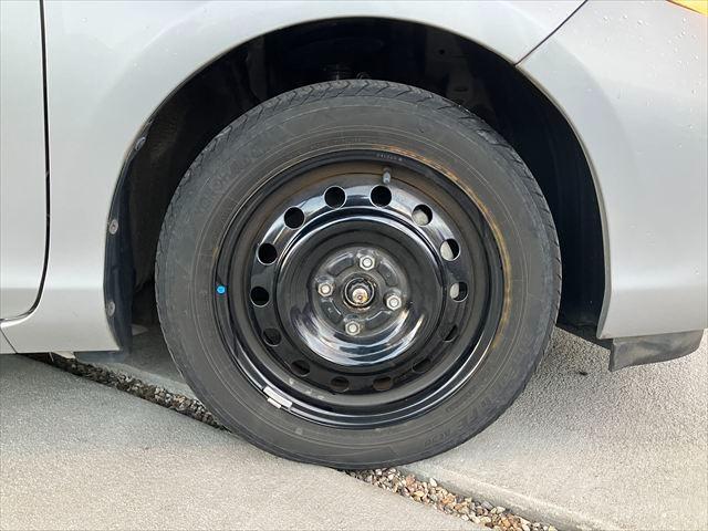 アクア Ｓ　ハイブリッド　ＡＵＸ　スマートキー　プッシュスタート　オートエアコン　レザーステアリング　ステアリングスイッチ　電格ミラー　横滑り防止装置　取扱説明書（49枚目）