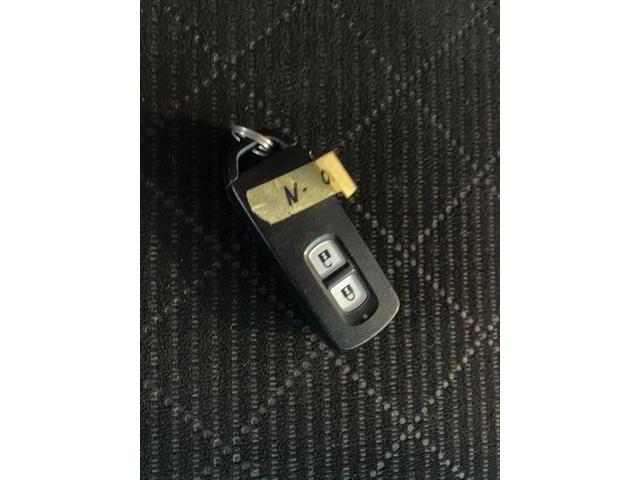 Ｎ－ＯＮＥ プレミアム　２トーンカラー　バックカメラ　ＩＳＯＦＩＸ　チップアップシート　ＨＤＭＩ（高精細度マルチメディアインターフェース）　スマートキー　純正１４ＡＷ（29枚目）