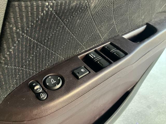 Ｎ－ＯＮＥ プレミアム　２トーンカラー　バックカメラ　ＩＳＯＦＩＸ　チップアップシート　ＨＤＭＩ（高精細度マルチメディアインターフェース）　スマートキー　純正１４ＡＷ（36枚目）