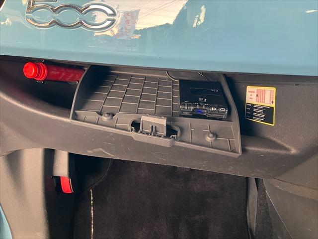 500 ツインエア ポップ デュアロジック(自動変速マニュアルトランスミッション) ETC 16AW HIDヘッドライト フォグランプ 純正キーレス AM FM レザーステアリング ステアリングスイッチ(29枚目)