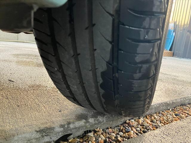 500 ツインエア ポップ デュアロジック(自動変速マニュアルトランスミッション) ETC 16AW HIDヘッドライト フォグランプ 純正キーレス AM FM レザーステアリング ステアリングスイッチ(53枚目)