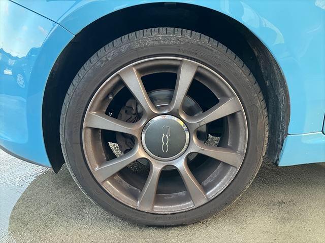 500 ツインエア ポップ デュアロジック(自動変速マニュアルトランスミッション) ETC 16AW HIDヘッドライト フォグランプ 純正キーレス AM FM レザーステアリング ステアリングスイッチ(54枚目)