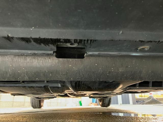 500 ツインエア ポップ デュアロジック(自動変速マニュアルトランスミッション) ETC 16AW HIDヘッドライト フォグランプ 純正キーレス AM FM レザーステアリング ステアリングスイッチ(56枚目)