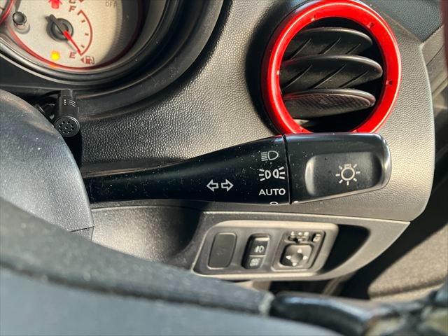 コルト ラリーアート バージョンR 5MT ターボ Bluetooth ETC アルミホイール HIDオートライト フォグ 盗難防止システム 衝突安全ボディ ABS ESC CD USB ミュージックプレイヤー接続可(17枚目)