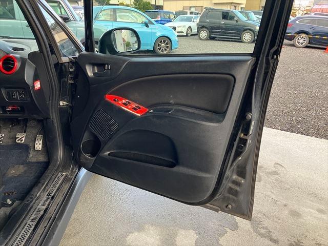 コルト ラリーアート バージョンR 5MT ターボ Bluetooth ETC アルミホイール HIDオートライト フォグ 盗難防止システム 衝突安全ボディ ABS ESC CD USB ミュージックプレイヤー接続可(34枚目)