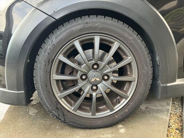 コルト ラリーアート バージョンR 5MT ターボ Bluetooth ETC アルミホイール HIDオートライト フォグ 盗難防止システム 衝突安全ボディ ABS ESC CD USB ミュージックプレイヤー接続可(57枚目)