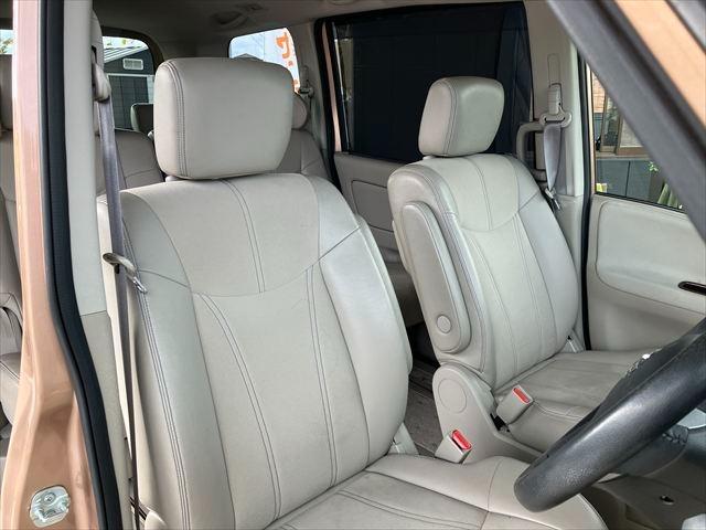 セレナ 20G S-ハイブリッド 両側電動スライドドア ETC オートクルーズコントロール レーンアシスト オートライト スマートキー 電動格納ミラー 3列シート CVT アルミホイール 盗難防止システム 衝突安全ボディ(16枚目)