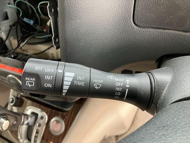 セレナ 20G S-ハイブリッド 両側電動スライドドア ETC オートクルーズコントロール レーンアシスト オートライト スマートキー 電動格納ミラー 3列シート CVT アルミホイール 盗難防止システム 衝突安全ボディ(21枚目)