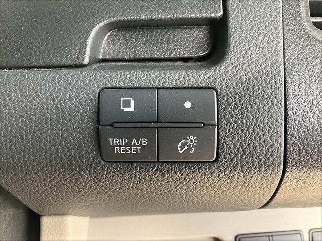 セレナ 20G S-ハイブリッド 両側電動スライドドア ETC オートクルーズコントロール レーンアシスト オートライト スマートキー 電動格納ミラー 3列シート CVT アルミホイール 盗難防止システム 衝突安全ボディ(32枚目)