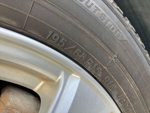 セレナ 20G S-ハイブリッド 両側電動スライドドア ETC オートクルーズコントロール レーンアシスト オートライト スマートキー 電動格納ミラー 3列シート CVT アルミホイール 盗難防止システム 衝突安全ボディ(54枚目)