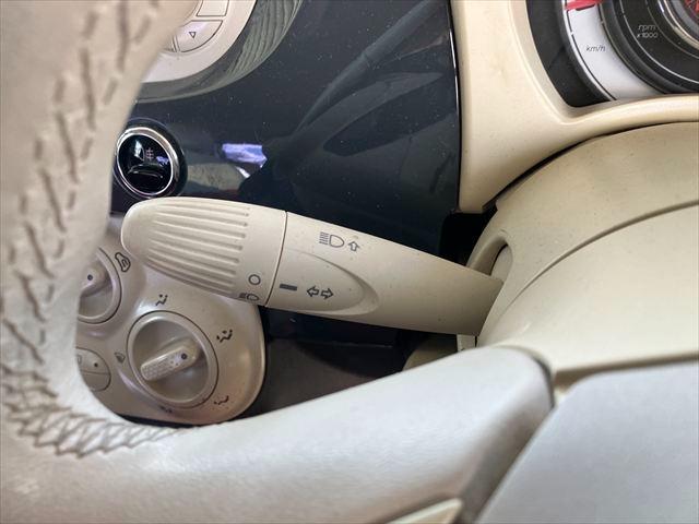 500 1.2 ポップ 社外アルミホイール キーレスエントリー 純正キーカバー レザーステアリング ステアリングスイッチ ESC サイドエアバッグ CD デュアロジックシステム(19枚目)