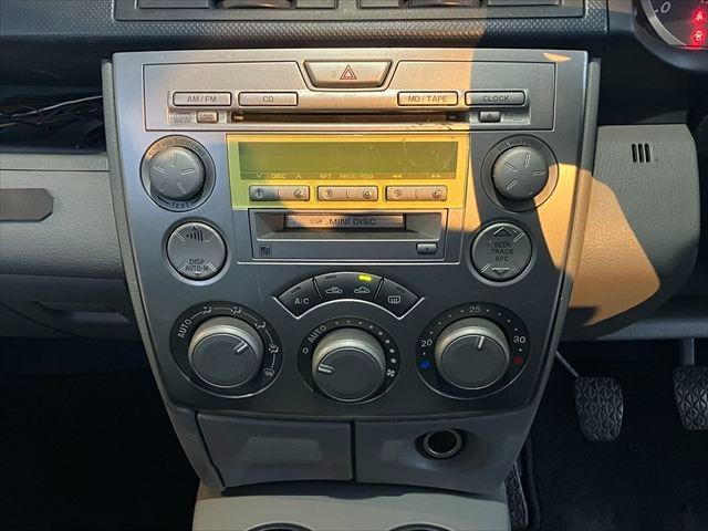 デミオ スポルトS 5MT ドライブレコーダー ETC ナビ TV 社外16インチ黒AW 社外シフトノブ 社外マフラー HIDライト イエローフォグ キーレス(23枚目)