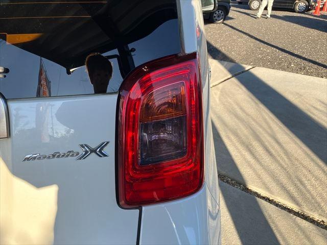 Ｎ－ＯＮＥ モデューロＸ　ターボ　バックカメラ　Ｂｌｕｅｔｏｏｔｈ　フルセグナビ　オートクルーズコントロール　ＨＩＤオートライト　スマートキー　チップアップシート　パドルシフト　１５ＡＷ　ＤＶＤ再生　ＵＳＢ　無限フロアマット（51枚目）