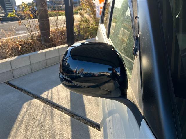 Ｎ－ＯＮＥ モデューロＸ　ターボ　バックカメラ　Ｂｌｕｅｔｏｏｔｈ　フルセグナビ　オートクルーズコントロール　ＨＩＤオートライト　スマートキー　チップアップシート　パドルシフト　１５ＡＷ　ＤＶＤ再生　ＵＳＢ　無限フロアマット（53枚目）