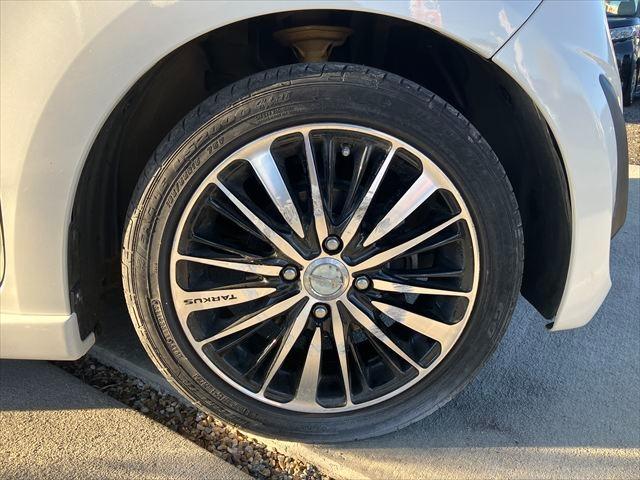 Ｎ－ＯＮＥ モデューロＸ　ターボ　バックカメラ　Ｂｌｕｅｔｏｏｔｈ　フルセグナビ　オートクルーズコントロール　ＨＩＤオートライト　スマートキー　チップアップシート　パドルシフト　１５ＡＷ　ＤＶＤ再生　ＵＳＢ　無限フロアマット（59枚目）