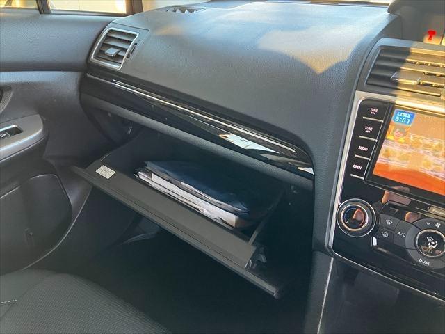 レヴォーグ １．６ＧＴアイサイト　プラウドエディション　４ＷＤ　ターボ　ドラレコ　ＥＴＣ２．０　バックカメラ　サイドカメラ　ＴＶナビ　オートクルーズコントロール　レーンアシスト　衝突被害軽減システム　ＢＳＭ　純正１７ＡＷ　ＬＥＤオートライト　パワーシート（38枚目）