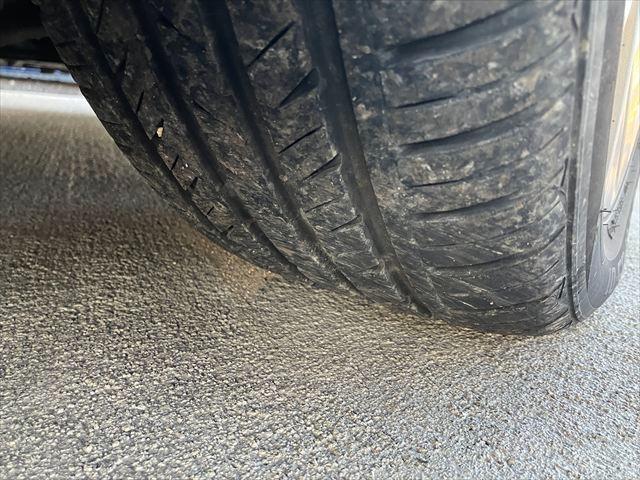 レヴォーグ １．６ＧＴアイサイト　プラウドエディション　４ＷＤ　ターボ　ドラレコ　ＥＴＣ２．０　バックカメラ　サイドカメラ　ＴＶナビ　オートクルーズコントロール　レーンアシスト　衝突被害軽減システム　ＢＳＭ　純正１７ＡＷ　ＬＥＤオートライト　パワーシート（65枚目）