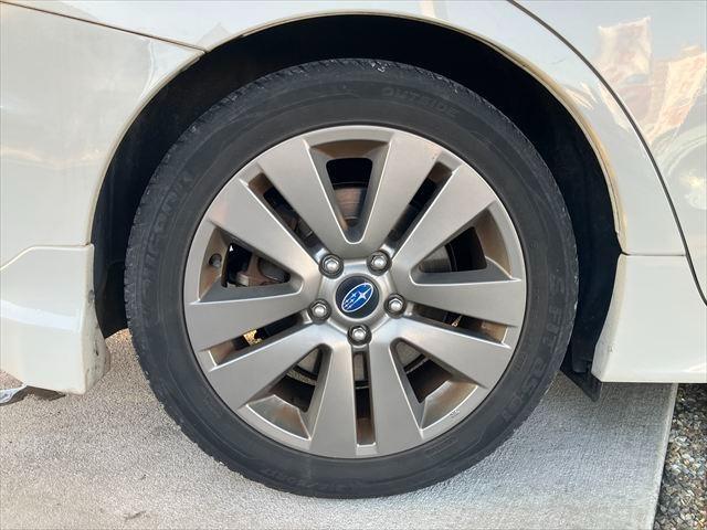 レヴォーグ １．６ＧＴアイサイト　プラウドエディション　４ＷＤ　ターボ　ドラレコ　ＥＴＣ２．０　バックカメラ　サイドカメラ　ＴＶナビ　オートクルーズコントロール　レーンアシスト　衝突被害軽減システム　ＢＳＭ　純正１７ＡＷ　ＬＥＤオートライト　パワーシート（67枚目）