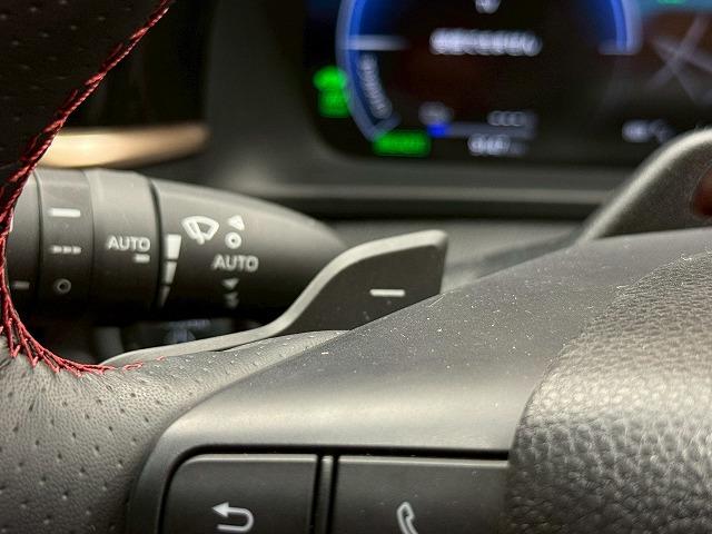 クラウンスポーツ ＲＳ　２トーン　モデリスタ　４ＷＤ　パノラマルー　キーレス　バックカメラ　フルセグテレビ　ミュージックプレイヤー接続可　横滑り防止機能　盗難防止装置　衝突被害軽減システム　ＥＴＣ　クルーズコントロール（36枚目）