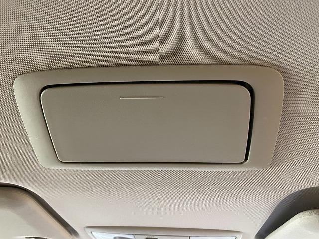 アウトランダー ２４Ｇ　セーフティパッケージ　禁煙　４ＷＤ７人乗り　Ｋｅｎｗｏｏｄナビ　フルセグＴＶ　バックカメラ　ＥＴＣ　レーダークルーズコントロール　衝突軽減ブレーキ　ドライブレコーダー　Ｂｌｕｅｔｏｏｔｈ（52枚目）