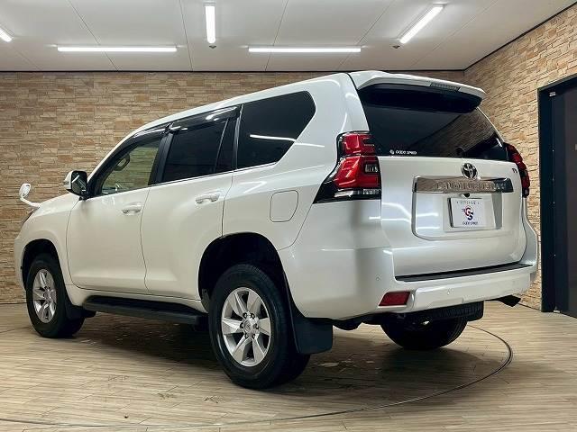 ランドクルーザープラド ＴＸ　Ｌパッケージ　４ＷＤ　寒冷地仕様　黒革電動シート　純正ナビＴＶ　レーダークルーズコントロール　レーンキープアシスト　オートハイビーム　ヘッドライトウォッシャー　エアベンチレーション　シートヒーター　デフロック（17枚目）