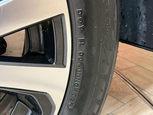 フォレスター プレミアム　４ＷＤ　ナビＴＶ　追従クルコン　レーンキープアシスト　ＢＳＭ　アイサイト　バックカメラ　ドラレコ　メモリー付パワーシート　パワーリアゲート　オートホールド　ＥＴＣ　シートヒーター　サイドカメラ（22枚目）