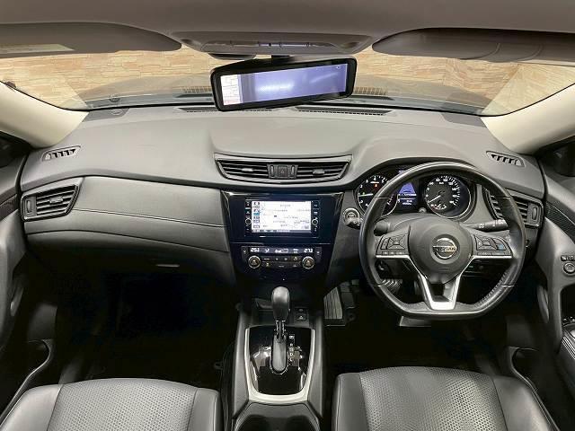 エクストレイル ２０Ｘｉ　４ＷＤ　プロパイロット　アラウンドビュー　純正ナビＴＶ　デジタルインナーミラー　トランスファ　ＥＴＣ　　電動リアゲート　オートライト　オートエアコン　ＢＳＭ　純正１８インチアルミ　ＤＶＤ再生　ＬＥＤ（2枚目）