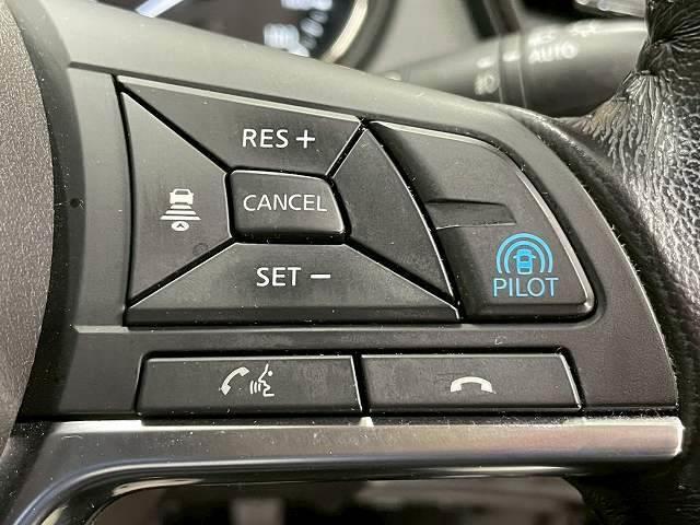 エクストレイル ２０Ｘｉ　４ＷＤ　プロパイロット　アラウンドビュー　純正ナビＴＶ　デジタルインナーミラー　トランスファ　ＥＴＣ　　電動リアゲート　オートライト　オートエアコン　ＢＳＭ　純正１８インチアルミ　ＤＶＤ再生　ＬＥＤ（7枚目）