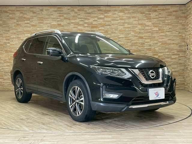 エクストレイル ２０Ｘｉ　４ＷＤ　プロパイロット　アラウンドビュー　純正ナビＴＶ　デジタルインナーミラー　トランスファ　ＥＴＣ　　電動リアゲート　オートライト　オートエアコン　ＢＳＭ　純正１８インチアルミ　ＤＶＤ再生　ＬＥＤ（15枚目）