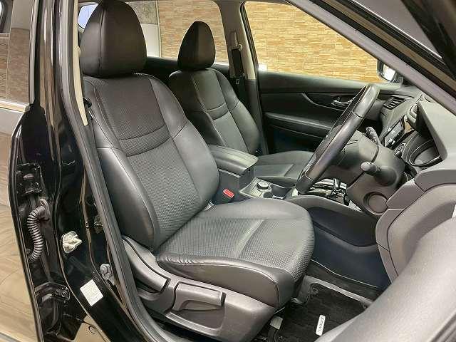 エクストレイル ２０Ｘｉ　４ＷＤ　プロパイロット　アラウンドビュー　純正ナビＴＶ　デジタルインナーミラー　トランスファ　ＥＴＣ　　電動リアゲート　オートライト　オートエアコン　ＢＳＭ　純正１８インチアルミ　ＤＶＤ再生　ＬＥＤ（23枚目）